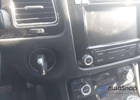 2014 Volkswagen Touareg V6 из США, поврежденный, VIN WVGEF9BP7ED007770